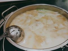 -老来福·非遗酸汤兔(凯旋路店)