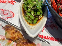 -肥肥虾庄·金牌油焖大虾(汉街SKP店)