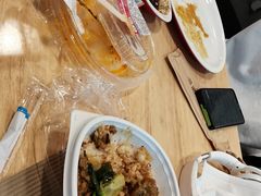 -全家便利店(莲花池东路店)