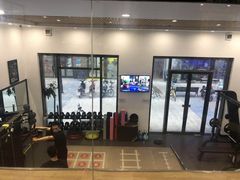 -思迈威健身(积玉桥万达店)