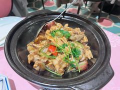砂锅啫啫牛蛙煲-誉八仙酒楼(静安大悦城店)