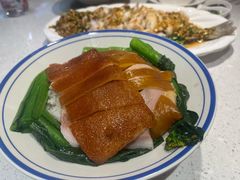 乳猪三宝饭-香港新发烧腊茶餐厅(书城店)