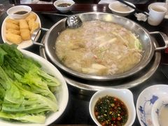 -老来福·非遗酸汤兔(凯旋路店)