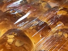 酥皮面包-昆明冠生园·蛋糕·面包(朗悦湾店)