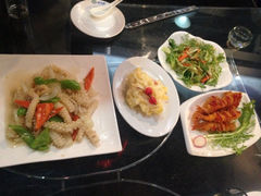 iphone_upload_pic-天塔旋转餐厅