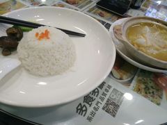 鱼翅捞饭-翅翅赢碗仔翅(拱北口岸店)