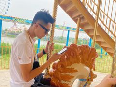 -凤凰欢乐大世界