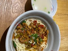 -呼啦面馆·头牌豌杂面(爱琴海店)