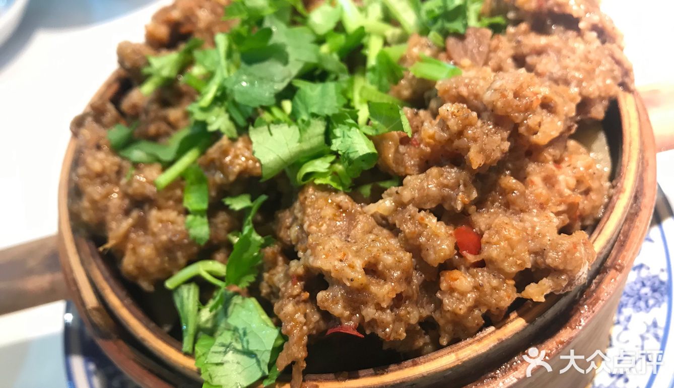 乐山地道跷脚牛肉来上海了--杨三孃跷脚牛肉