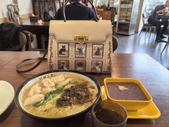 -玖鲜小笼(中山广场店)