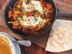 -ROAST coffee & eatery