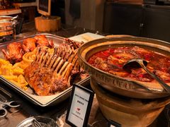 -广州万富希尔顿酒店·感趣自助餐厅·金秋蟹宴生蚝海鲜刺身