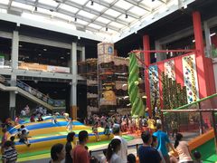 -蒙特利亲子乐园