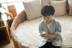 点击看大图 韩国WPlus儿童摄影工作室-WPlus明星肖像亲子全家福摄影