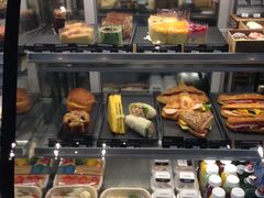 面包甜点陈列柜-星巴克(万都店)