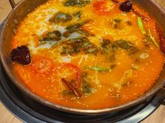 -洱火云南酸菜牛肉火锅(石景山当代商城店)