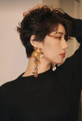 -+奈造型设计