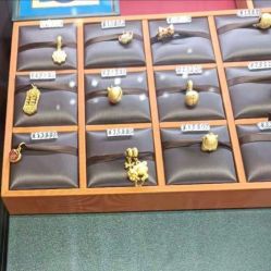 -周大福 CHOW TAI FOOK(新世界百货崇文店)