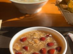 -刘记羊汤·烧饼夹肘子