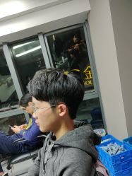 -宫铭烫发染发接发店