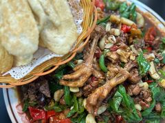 -郑小二山东特色炒鸡店(红小巷店)