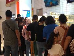-白玉兰食品甜凤店(合生汇店)