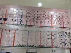 -利客来眼镜店(崂山百货店)