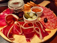 -恰餐厅及酒吧 CHAR Bar & Grill (北京丽都皇冠假日店)