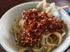 -金卯白肉罩火烧