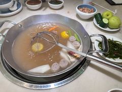 -左庭右院鲜牛肉火锅(浦江欢乐颂店)
