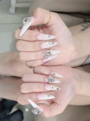 -艾珂·美甲美睫