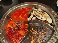 -廖掌柜·重庆鲜货火锅(上海首店)