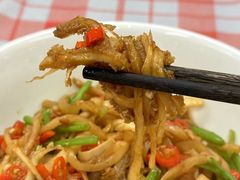 -新李记 · 口味菜馆(南郊公园店)