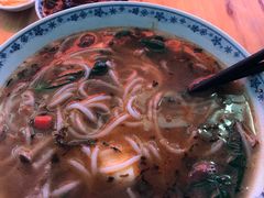 -邱芳粉店(迎宾大道旗舰店)