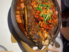 -鸣记脆皮烤鱼·海鲜烤鱼(三八广场店)