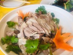 草原手把肉-德乐海蒙餐