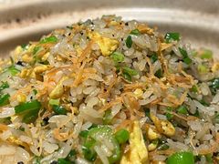 极品菌皇黑松露炒饭-香樟花园新粤料理(无锡万象城店)