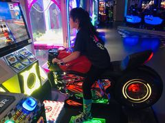 -世代星球·保龄球·镭战真人CS·团建(杨浦店)