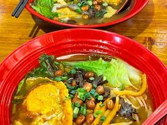 豆腐泡螺狮粉-柳街小巷螺蛳粉(夏湾市场店)