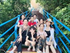 -那琴半岛地质海洋公园