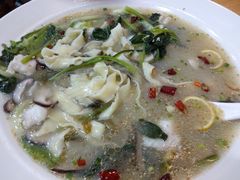 -乐达酸菜鱼面(山师东路店)