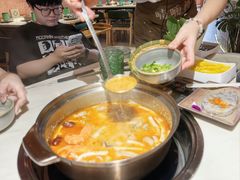 -喃喃椰·糟粕醋·椰子鸡火锅(七堡花园店)