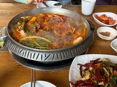 -喇喇排骨火锅·传统韩式脊骨汤(望京西园总店)