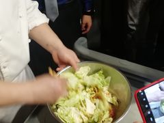 -秦唐一号西安菜馆(钟楼店)