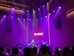 -TZ House音乐现场(来福士中心店)