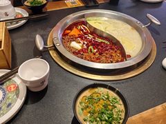 -沸炉重庆老火锅(军事博物馆店)