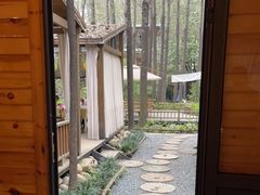 -林间山庄