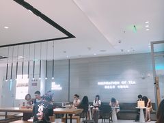 -喜茶(杭州滨江宝龙店)