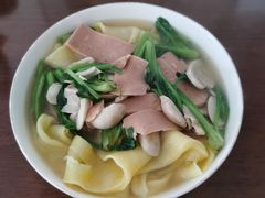 -爱贝尔高端月嫂(母婴护理)