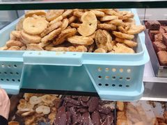 小蝴蝶酥-上海哈尔滨食品厂(淮海中路店)
